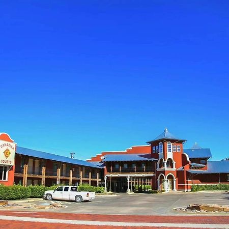Bo Hotel Canadian Courts Екстер'єр фото