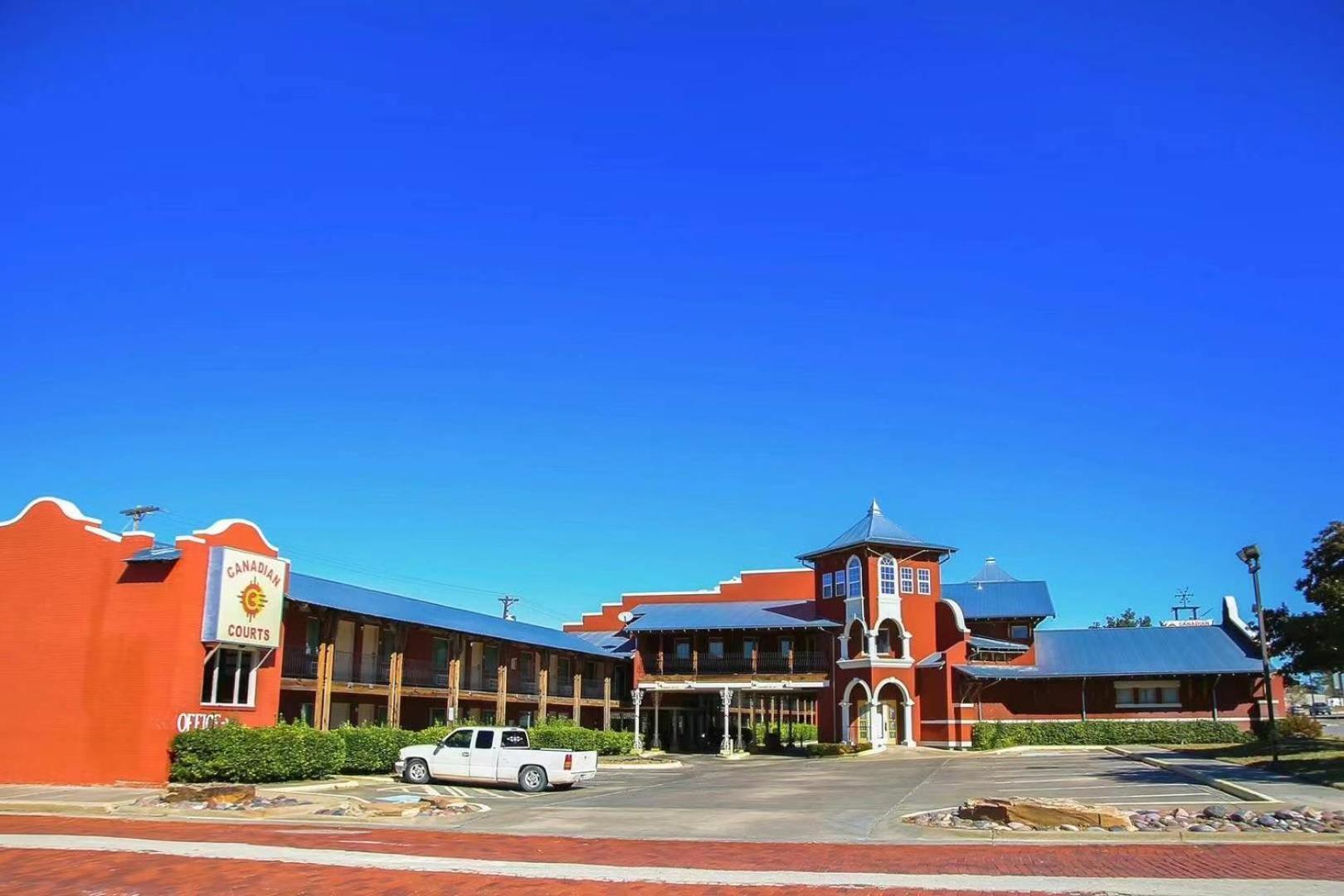 Bo Hotel Canadian Courts Екстер'єр фото